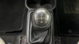 Used 2021 maruti-suzuki S-Presso VXI Plus Petrol Manual interior GEAR  KNOB VIEW