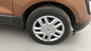 Used 2020 Ford EcoSport [2017-2021] Trend 1.5L TDCi Diesel Manual tyres RIGHT FRONT TYRE RIM VIEW