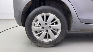 Used 2017 Maruti Suzuki Swift [2011-2017] ZXi Petrol Manual tyres RIGHT REAR TYRE RIM VIEW