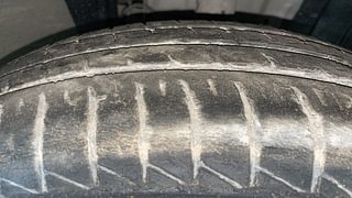 Used 2019 Renault Triber RXT Petrol Manual tyres RIGHT FRONT TYRE TREAD VIEW