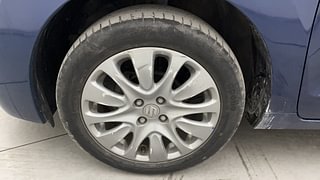 Used 2018 Maruti Suzuki Baleno [2015-2019] Zeta AT Petrol Petrol Automatic tyres LEFT FRONT TYRE RIM VIEW