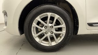 Used 2019 Maruti Suzuki Swift [2017-2020] ZDi Diesel Manual tyres LEFT FRONT TYRE RIM VIEW