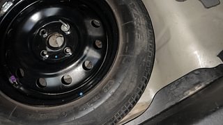 Used 2013 Maruti Suzuki Swift Dzire VXI Petrol Manual tyres SPARE TYRE VIEW