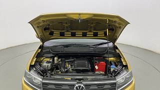 Used 2022 Volkswagen Taigun Highline 1.0 TSI AT Petrol Automatic engine ENGINE & BONNET OPEN FRONT VIEW