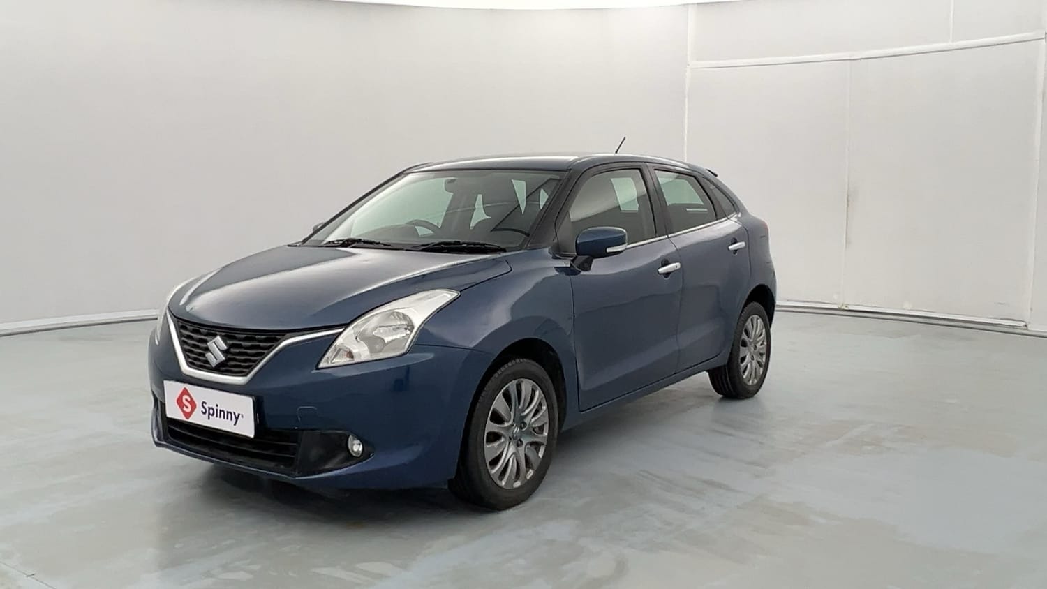 LEFT FRONT CORNER VIEW