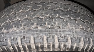 Used 2017 Tata Safari Storme [2015-2019] 2.2 EX 4X2 Diesel Manual tyres RIGHT REAR TYRE TREAD VIEW