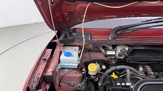 Used 2023 Renault Kwid 1.0 RXT SCE Petrol Manual engine ENGINE RIGHT SIDE HINGE & APRON VIEW