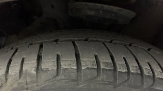 Used 2014 Hyundai Verna [2011-2015] Fluidic 1.6 CRDi SX Diesel Manual tyres LEFT FRONT TYRE TREAD VIEW