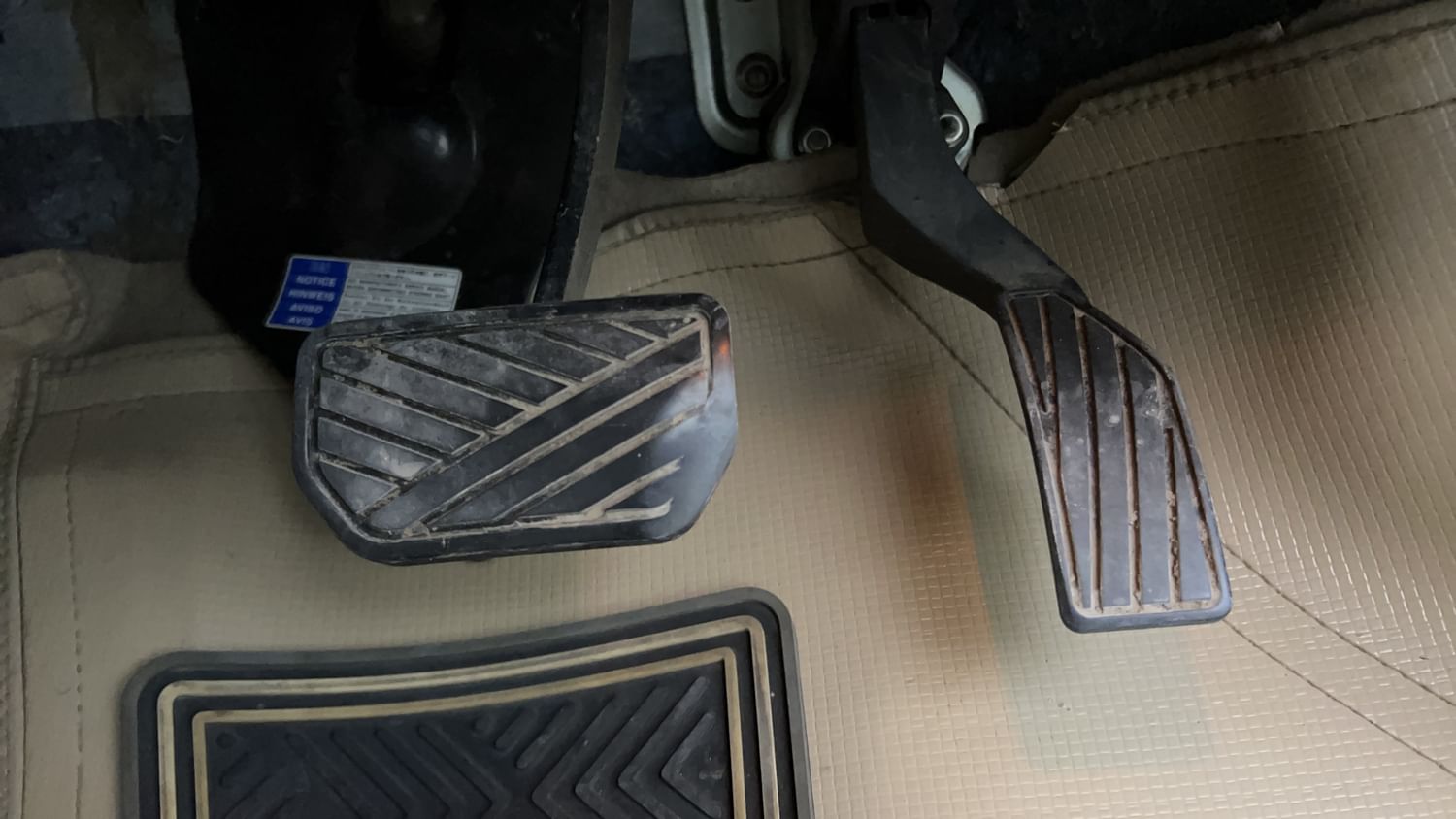 New Maruti Suzuki Ciaz interior PEDALS VIEW