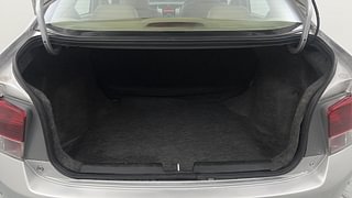 Used 2011 Honda City [2011-2014] 1.5 V MT Petrol Manual interior DICKY INSIDE VIEW