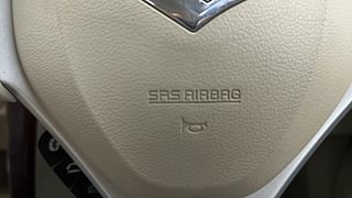 Used 2016 Maruti Suzuki Ertiga [2015-2018] VXI AT Petrol Automatic top_features Airbags