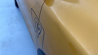 Used 2022 Renault Triber RXT Petrol Manual dents MINOR DENT