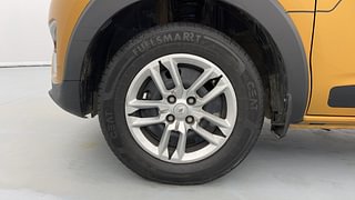 Used 2022 Renault Triber RXT Petrol Manual tyres LEFT FRONT TYRE RIM VIEW