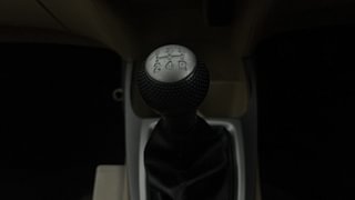 Used 2011 Honda City [2011-2014] 1.5 V MT Petrol Manual interior GEAR  KNOB VIEW