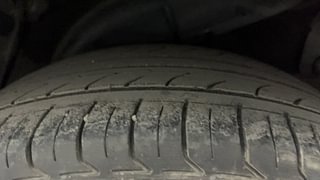 Used 2014 Hyundai Verna [2011-2015] Fluidic 1.6 CRDi SX Diesel Manual tyres LEFT REAR TYRE TREAD VIEW