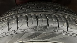 Used 2018 Hyundai Elite i20 [2018-2020] Asta 1.2 Dual Tone Petrol Manual tyres LEFT FRONT TYRE TREAD VIEW