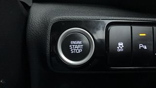 Used 2022 Kia Sonet GTX Plus 1.0 iMT Petrol Manual top_features Keyless start
