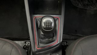 Used 2018 Hyundai Elite i20 [2018-2020] Asta 1.2 Dual Tone Petrol Manual interior GEAR  KNOB VIEW