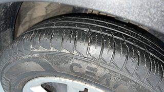 Used 2022 Renault Triber RXT Petrol Manual tyres RIGHT FRONT TYRE TREAD VIEW