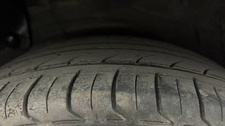 Used 2014 Hyundai Verna [2011-2015] Fluidic 1.6 CRDi SX Diesel Manual tyres RIGHT REAR TYRE TREAD VIEW