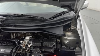 Used 2011 Honda City [2011-2014] 1.5 V MT Petrol Manual engine ENGINE LEFT SIDE HINGE & APRON VIEW