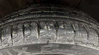 Used 2018 Hyundai Elite i20 [2018-2020] Asta 1.2 Dual Tone Petrol Manual tyres RIGHT FRONT TYRE TREAD VIEW