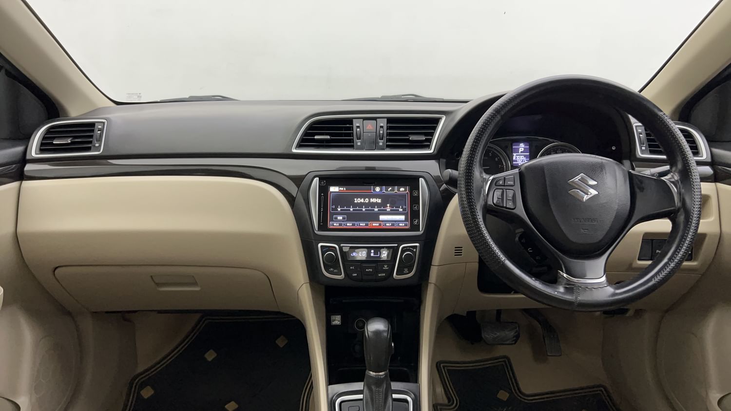 New Maruti Suzuki Ciaz interior DASHBOARD VIEW