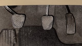 Used 2011 Honda City [2011-2014] 1.5 V MT Petrol Manual interior PEDALS VIEW