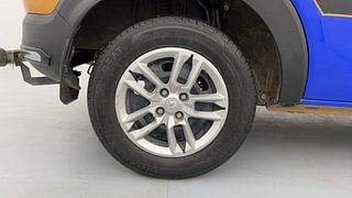 Used 2022 Renault Triber RXT Petrol Manual tyres RIGHT REAR TYRE RIM VIEW