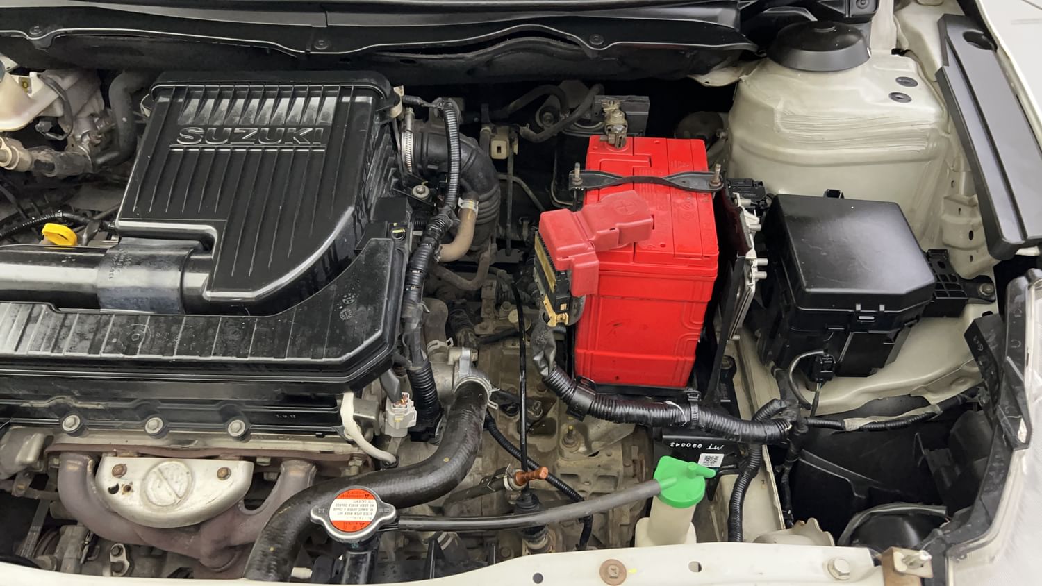 New Maruti Suzuki Ciaz engine ENGINE LEFT SIDE VIEW