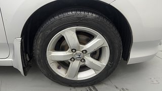 Used 2011 Honda City [2011-2014] 1.5 V MT Petrol Manual tyres RIGHT FRONT TYRE RIM VIEW