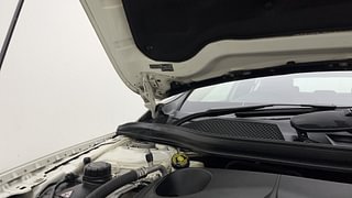 Used 2015 Mercedes-Benz GLA [2014-2017] 200 CDI Sport Diesel Automatic engine ENGINE RIGHT SIDE HINGE & APRON VIEW