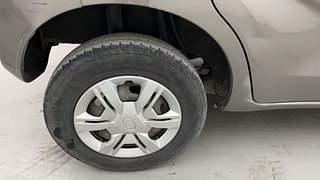 Used 2020 Datsun Redi-GO [2015-2019] S 1.0 Petrol Manual tyres RIGHT REAR TYRE RIM VIEW
