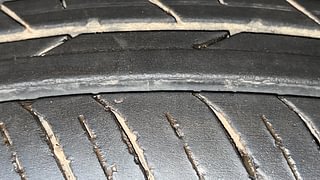 Used 2022 Renault Kiger RXT Turbo CVT Petrol Automatic tyres RIGHT FRONT TYRE TREAD VIEW