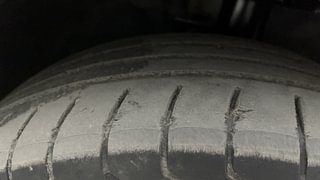 Used 2015 Mercedes-Benz GLA [2014-2017] 200 CDI Sport Diesel Automatic tyres LEFT FRONT TYRE TREAD VIEW