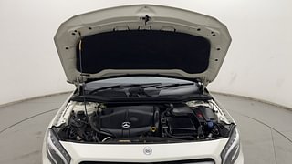 Used 2015 Mercedes-Benz GLA [2014-2017] 200 CDI Sport Diesel Automatic engine ENGINE & BONNET OPEN FRONT VIEW