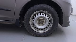 Used 2014 Honda Brio [2011-2016] EX MT Petrol Manual tyres RIGHT FRONT TYRE RIM VIEW