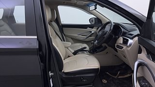 Used 2022 mg-motors Hector 2.0 Sharp Diesel Turbo Diesel Manual interior RIGHT SIDE FRONT DOOR CABIN VIEW
