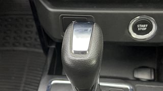 Used 2022 Renault Kiger RXT Turbo CVT Petrol Automatic interior GEAR  KNOB VIEW
