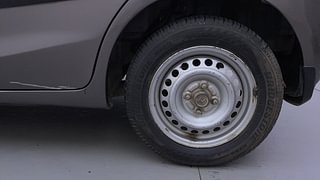 Used 2014 Honda Brio [2011-2016] EX MT Petrol Manual tyres LEFT REAR TYRE RIM VIEW