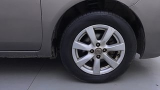 Used 2012 Nissan Sunny [2011-2014] XV Diesel Diesel Manual tyres RIGHT FRONT TYRE RIM VIEW