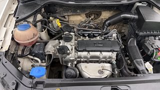 Used 2014 Volkswagen Polo [2010-2014] Highline1.2L (P) Petrol Manual engine ENGINE RIGHT SIDE VIEW