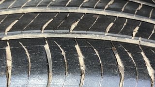 Used 2021 Kia Seltos HTK Plus G Petrol Manual tyres RIGHT REAR TYRE TREAD VIEW
