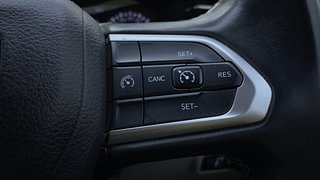 Used 2021 JEEP Compass Limited (O) 2.0 Diesel 4x4 AT Diesel Automatic top_features Cruise control