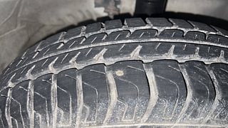 Used 2012 Maruti Suzuki Wagon R 1.0 [2010-2019] LXi Petrol Manual tyres RIGHT FRONT TYRE TREAD VIEW