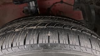 Used 2012 Maruti Suzuki Swift [2011-2017] ZXi Petrol Manual tyres RIGHT FRONT TYRE TREAD VIEW