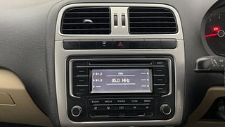 Used 2014 Volkswagen Polo [2010-2014] Highline1.2L (P) Petrol Manual top_features Integrated (in-dash) music system