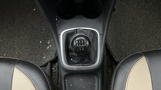 Used 2014 Volkswagen Polo [2010-2014] Highline1.2L (P) Petrol Manual interior GEAR  KNOB VIEW