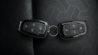 Used 2023 Tata Altroz XZ Plus 1.2 Turbo DT Petrol Manual extra CAR KEY VIEW