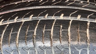 Used 2021 Hyundai New Santro 1.1 Sportz MT Petrol Manual tyres RIGHT FRONT TYRE TREAD VIEW